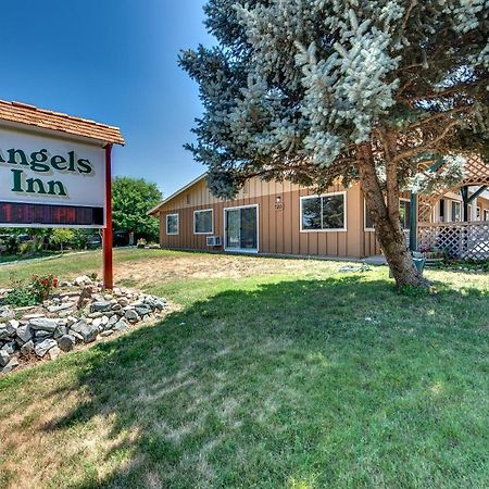 איינג'לס קאמפ Angels Inn מראה חיצוני תמונה